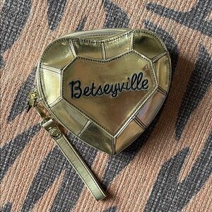 Betseyville Gold Heart-Shaped Wristlet